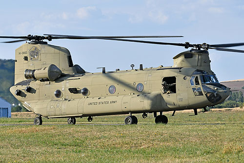 Hélicoptère CH47F Chinook