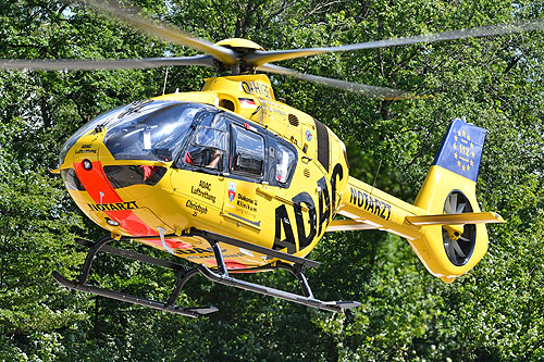 Hélicoptère de secours H135 D-HXBB ADAC