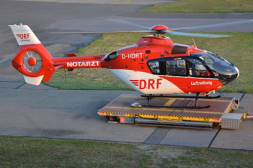 Hélicoptère de secours EC135 D-HDRT DRF Luftrettung