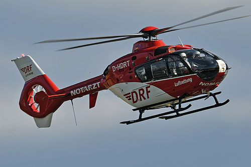 Hélicoptère de secours EC135 D-HDRT DRF Luftrettung