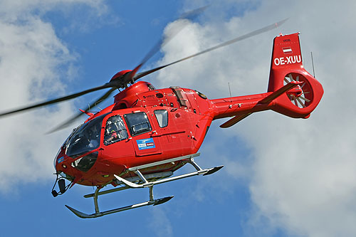 Hélicoptère de secours H135 OE-XUU Heli Austria