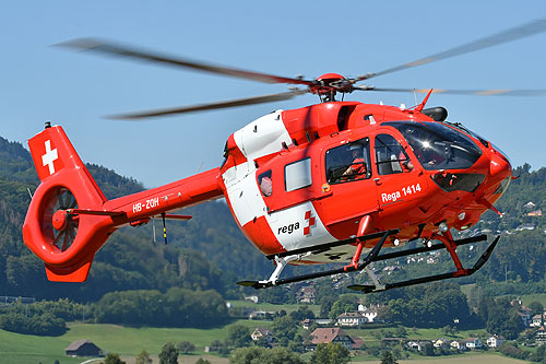 Hélicoptère H145 HB-ZQH de la REGA