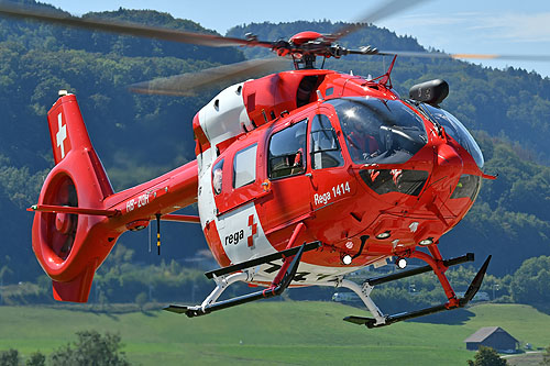 Hélicoptère H145 HB-ZQH de la REGA