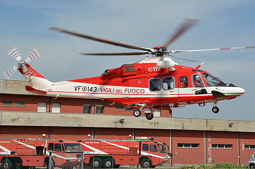 Hélicoptère AW139 VF143 Vigili del Fuoco