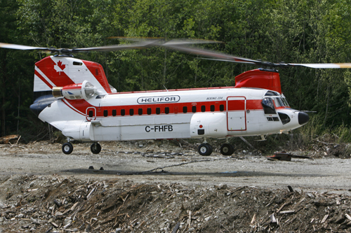 Hélicoptère Boeing 234 C-FHFB Helifor