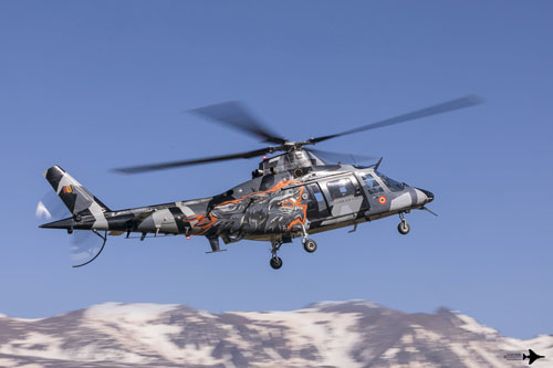 Hélicoptère A109 en camouflage Razzle Blades du Display Teams 2021 de l'Armée de l'Air belge