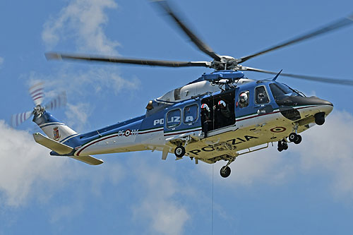 Hélicoptère AW139 PS116 Polizia