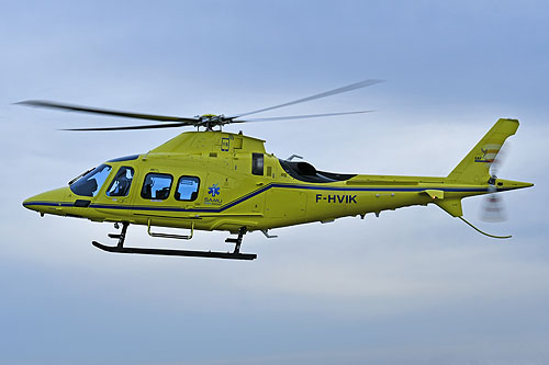 Hélicoptère AW109 Trekker F-HVIK du SAMU 76