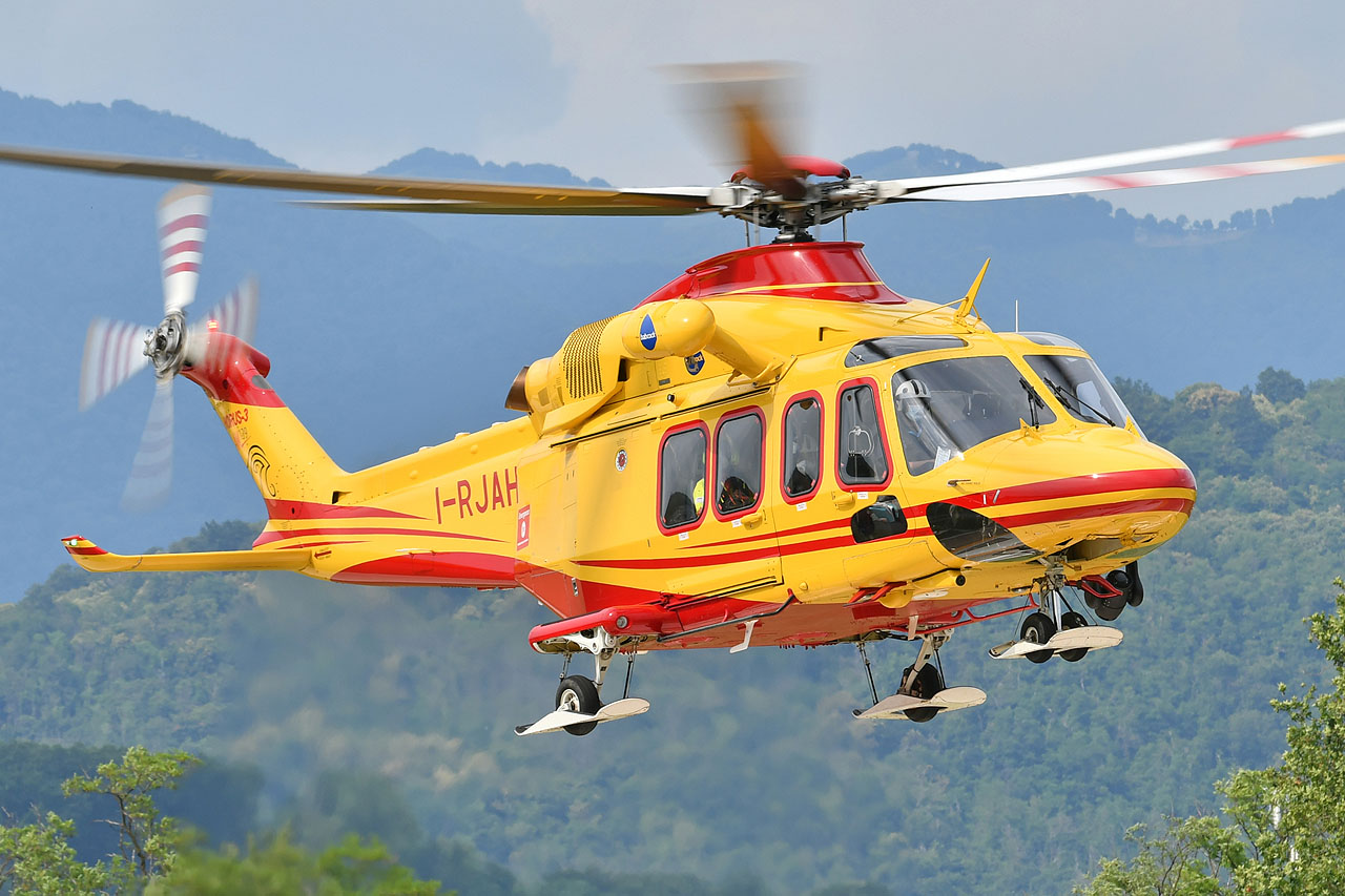 Hélicoptère de secours AW139 I-RJAH HORUS3