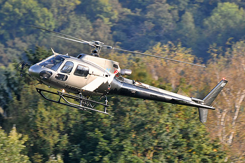 Hélicoptère AS350 B3 Ecureuil F-HBEC de HDF