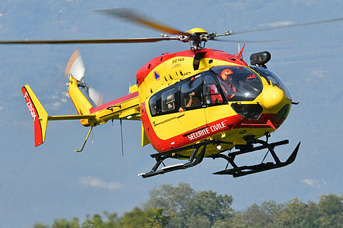 Hélicoptère EC145 F-ZBQK de la Sécurité Civile basé au Versoud