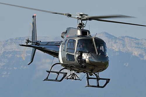 Hélicoptère AS350 B3 Ecureuil F-HBEC de HDF