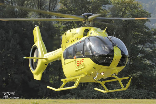 Hélicoptère H145 F-HNOR 5 pales de SAF Training Academy