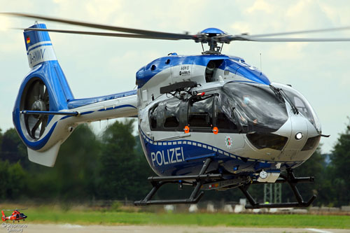 Hélicoptère H145 D-HNWV de la Polizei allemande