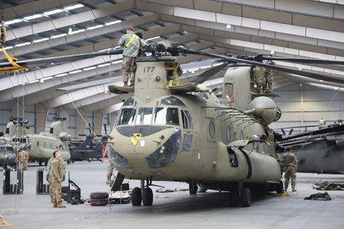 Hélicoptère CH47F Chinook