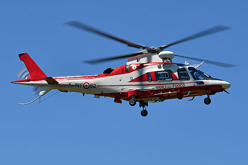 Hélicoptère AW109 VF82 Vigili del Fuoco