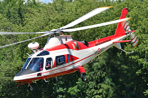 Hélicoptère AW109 VF80 Vigili del Fuoco