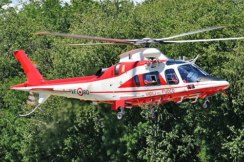 Hélicoptère AW109 VF80 Vigili del Fuoco