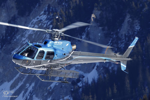 Hélicoptère AS350 BA Ecureuil F-GJRP de MONT BLANC HELICOPTERES