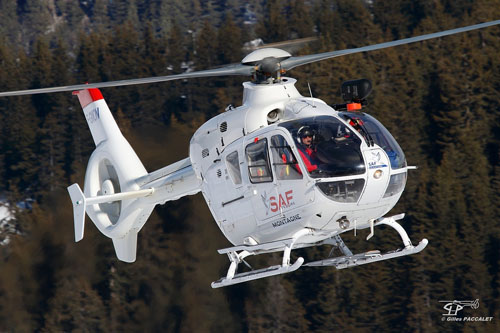 Hélicoptère EC135 F-GMON de SAF HELICOPTERES