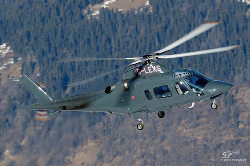 Hélicoptère AW109E Power G-LEXS