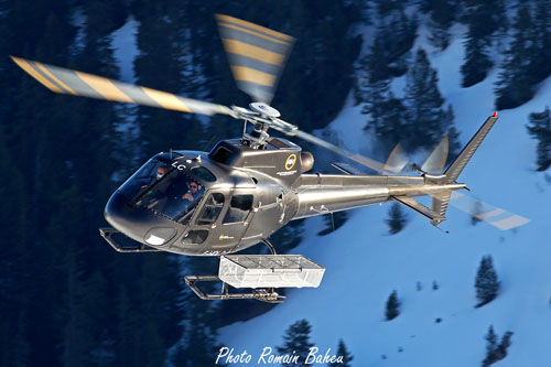 Hélicoptère AS350 B2 Ecureuil F-HDLC d'AZUR HELICOPTERE