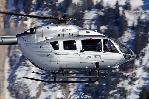 Hélicoptère H145 VP-CAZ