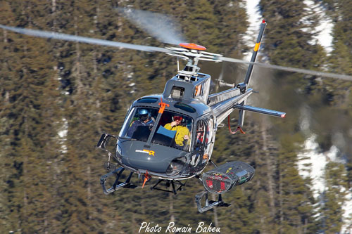 Hélicoptère AS350 B3 Ecureuil I-AMVV de SKY AVIATION