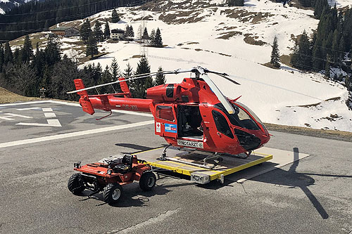 Hélicoptère de secours MD902 OE-XII Martin 6 d'HELI TIROL