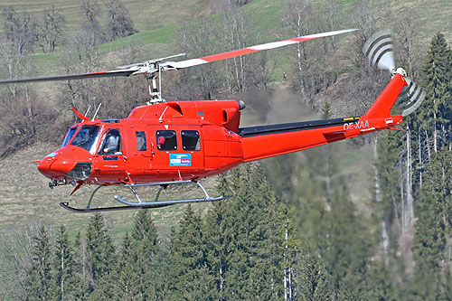 Hélicoptère Bell 212 OE-XAA d'HELI AUSTRIA