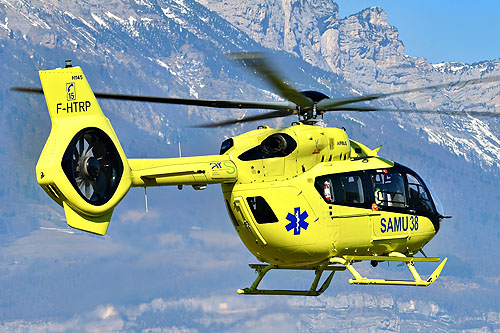 Hélicoptère H145 F-HTRP SAMU 38