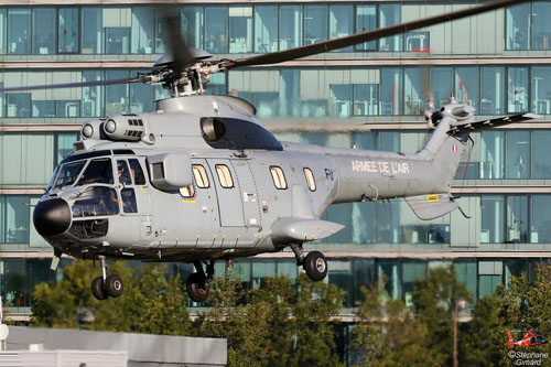 Hélicoptère AS332 L1 SuperPuma FU de l'Armée de l'Air