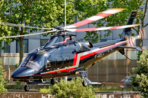 Hélicoptère AW109 SP Grand New F-HOLY