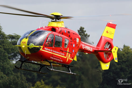 Hélicoptère EC135 G-HWAA de Midlands Air Ambulance Charity