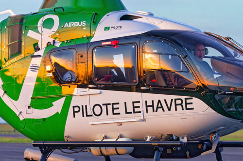 Hélicoptère H135 F-HPLH des pilotes du Port du Havre