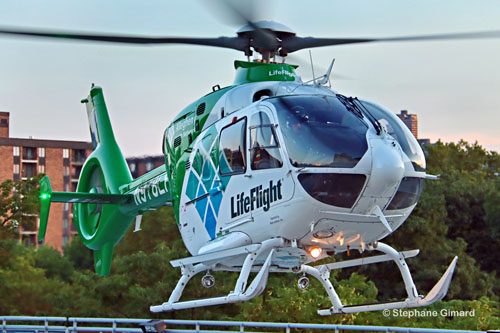 Hélicoptère de secours EC135 N978LF Lifeflight