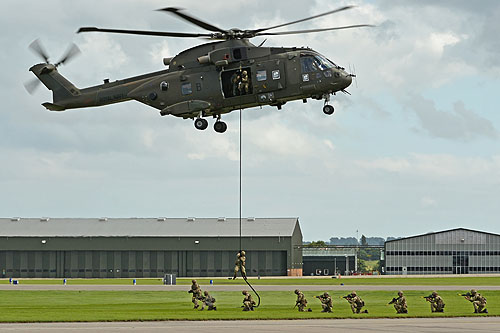 Hélicoptère AW101 Merlin HC3 Royal Navy