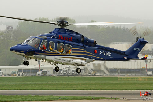 Hélicoptère AW139 G-VINC de BOND