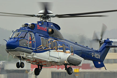 Hélicoptère EC225 G-REDV de BOND