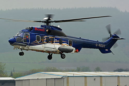 Hélicoptère EC225 G-REDT de BOND