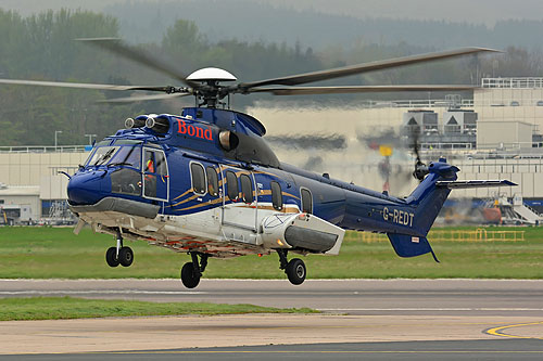 Hélicoptère EC225 G-REDT de BOND