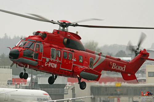 Hélicoptère SuperPuma G-REDN de BOND