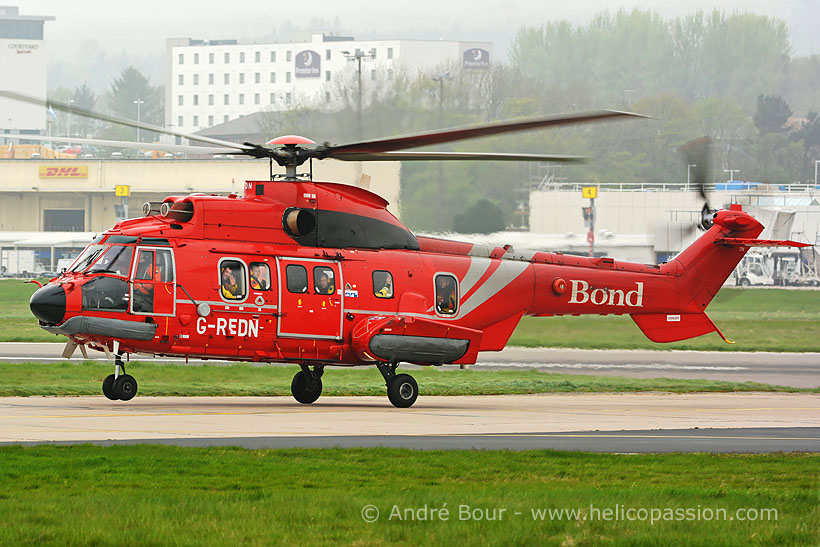 Hélicoptère AS332 SuperPuma G-REDN de BOND