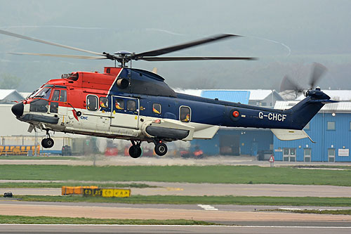 Hélicoptère AS332 SuperPuma C-CHCF de CHC 