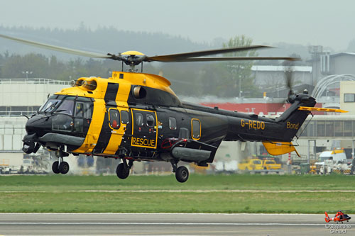 Hélicoptère AS332 SuperPuma SAR G-REDO de BOND