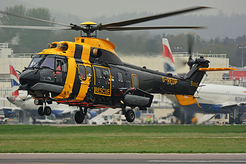 Hélicoptère AS332 SuperPuma SAR G-REDP de BOND