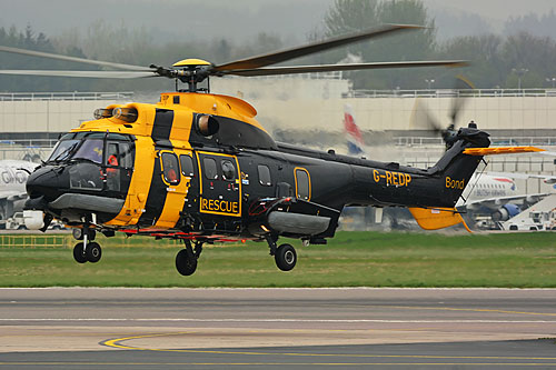 Hélicoptère AS332 SuperPuma SAR G-REDP de BOND