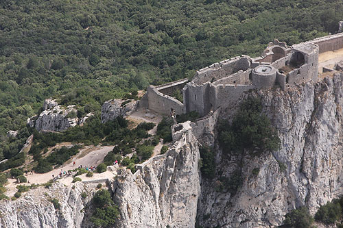 Le château de Peyrepertuse vu du ciel