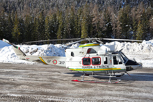 Hélicoptère AB412 GF217 Guardia Di Finanza