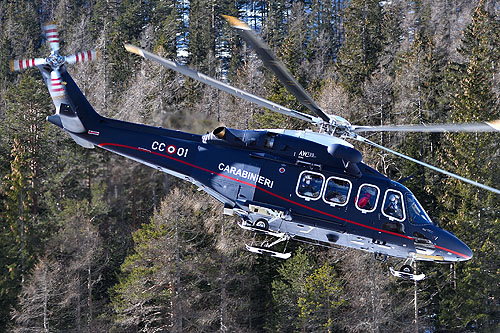 Hélicoptère AW139 CC01 Carabinieri